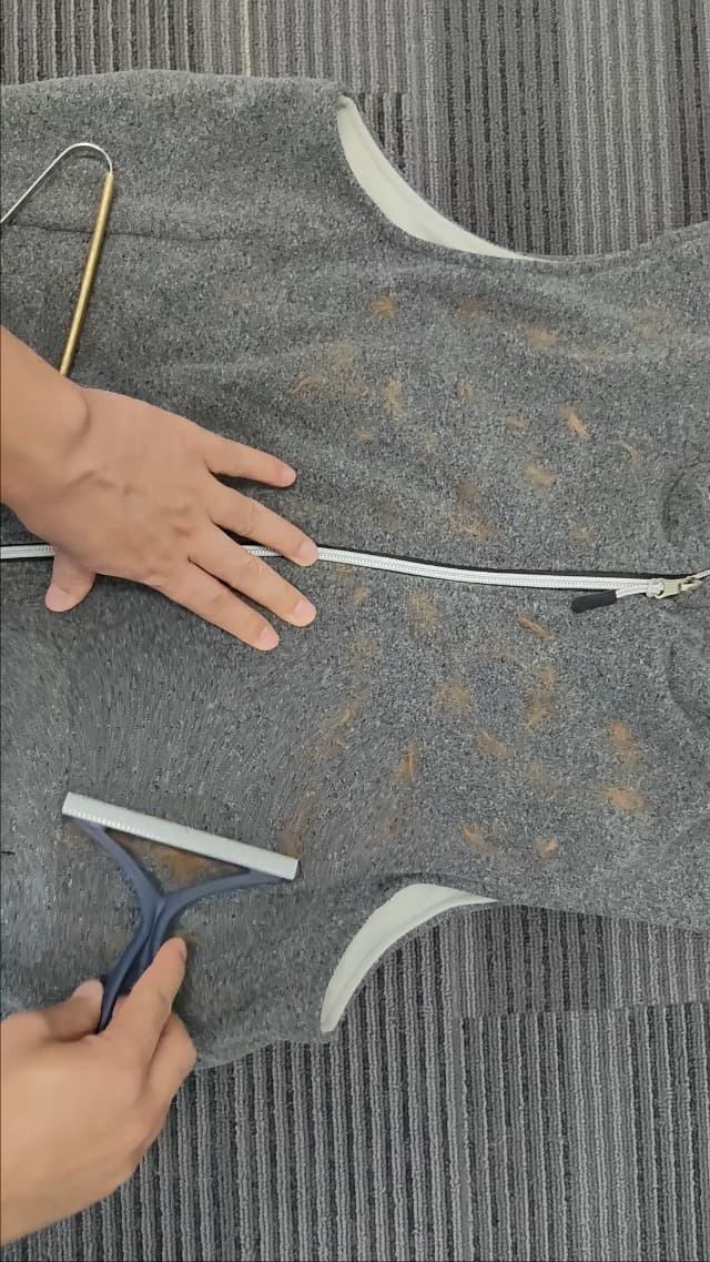 3-Pack Pet Hair Removal Tool,Dog Cat Hair Remover,Lint Shaver Cleaner Pro,Fur Removal Tool,Portable Carpet Scraper,Carpet Rake,Pet Hair Brush for Carpet,Clothes,Car Mats,Couch,Pet Bed,Furniture - image 8