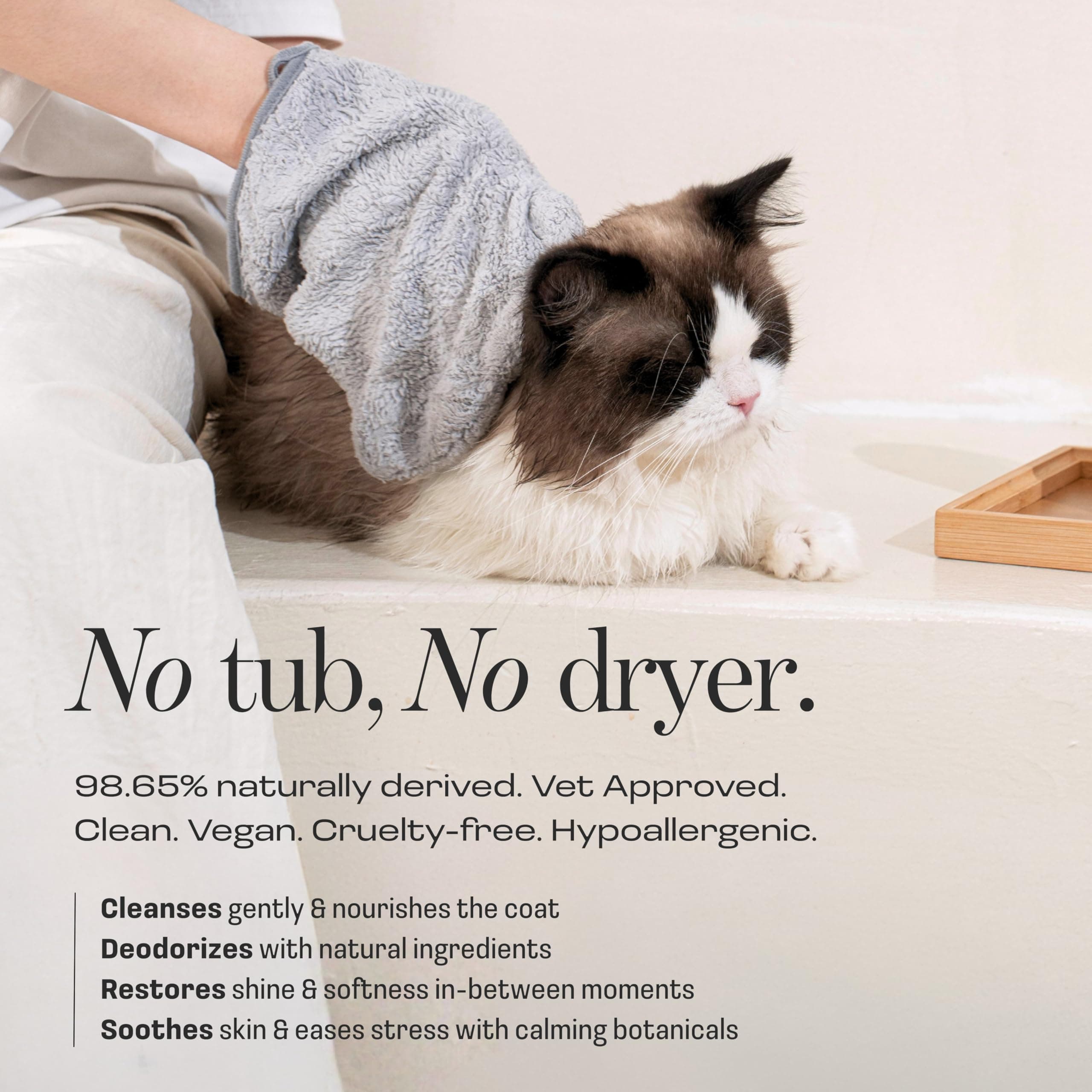 Cat Concentrated Waterless Rinse-Free Shampoo & Conditioner with Bath Mitt – Sensitive Skin, Stress & Itch Relief Gentle Leave-in Serum – 98.65% Naturally Derived-Dry Shampoo for Cats–8×10ml - image 4